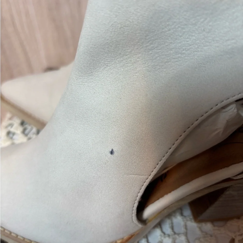 Free People Wilder Cutout Chic Cream Ankle Booties NWOT